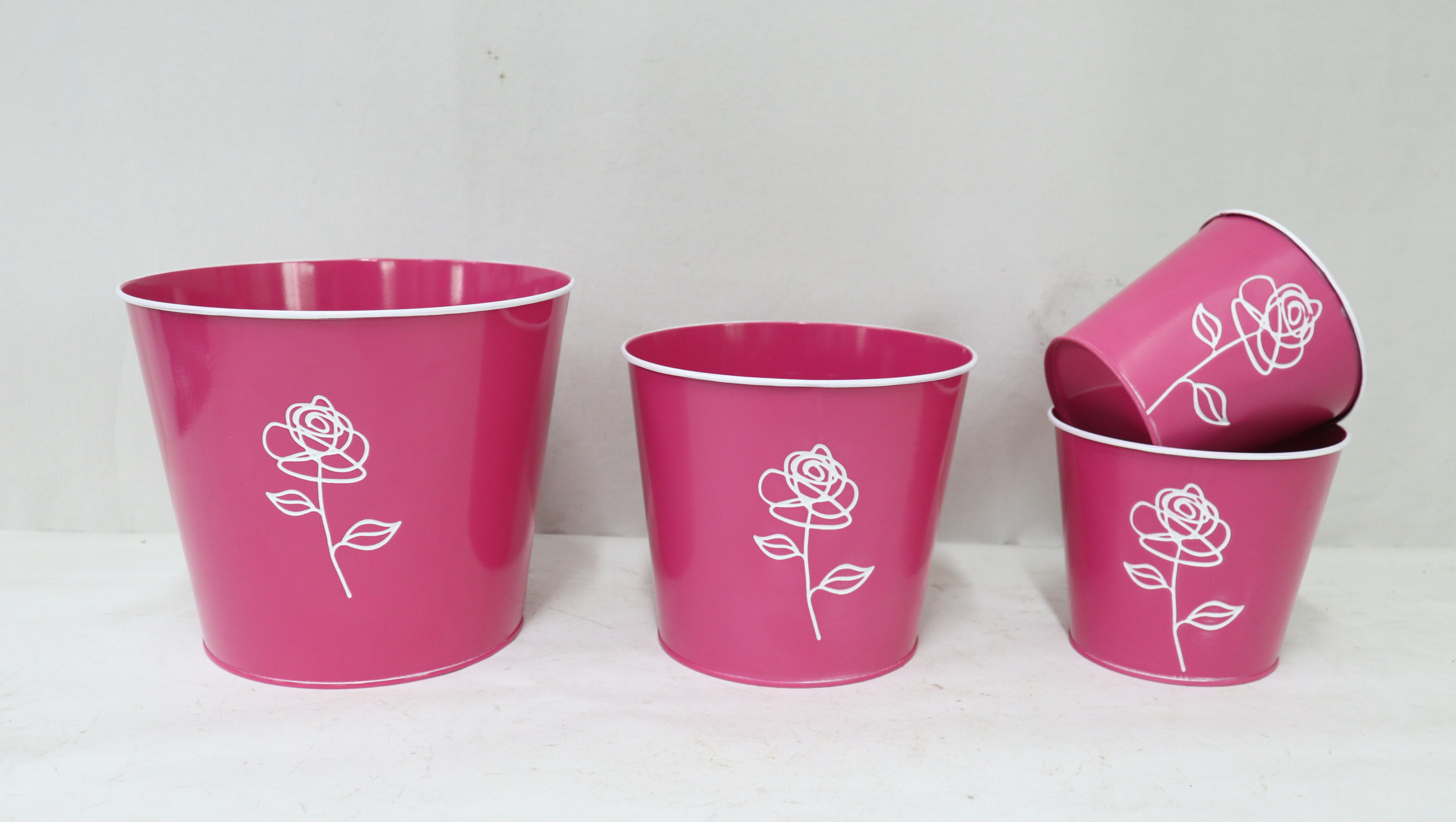 Round Metal Bucket Easter Floral Planter Rose